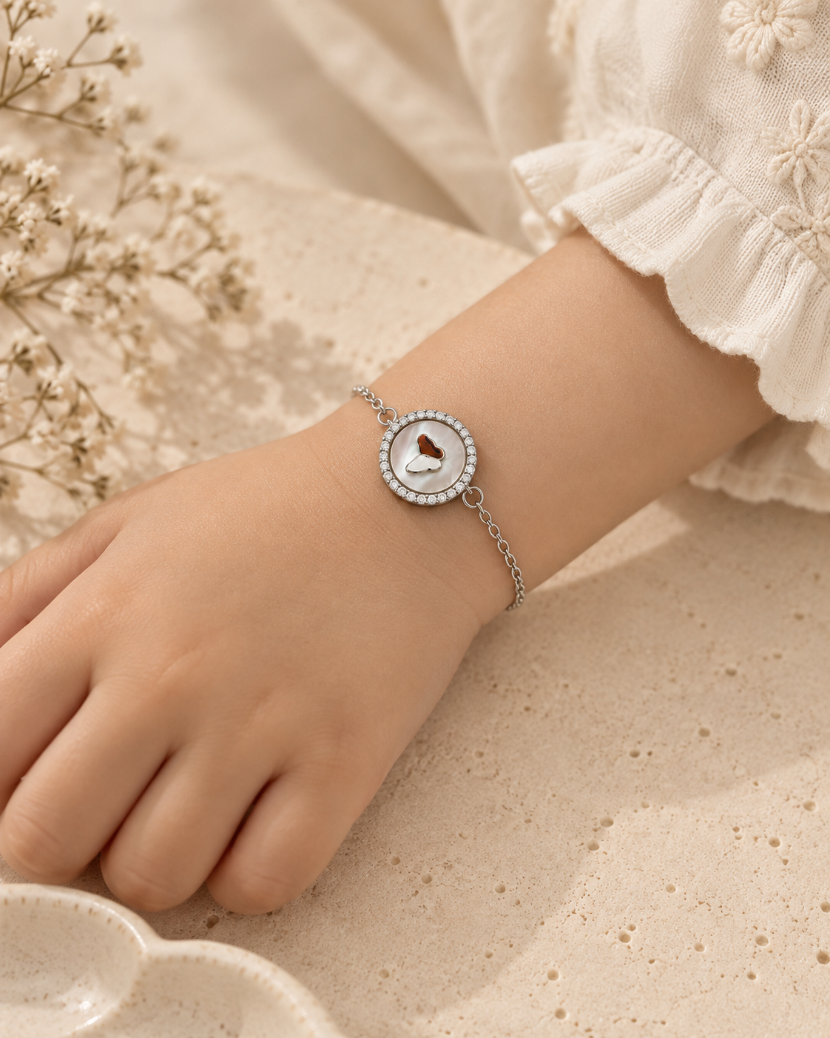 The Mariposa MOP kids Bracelet
