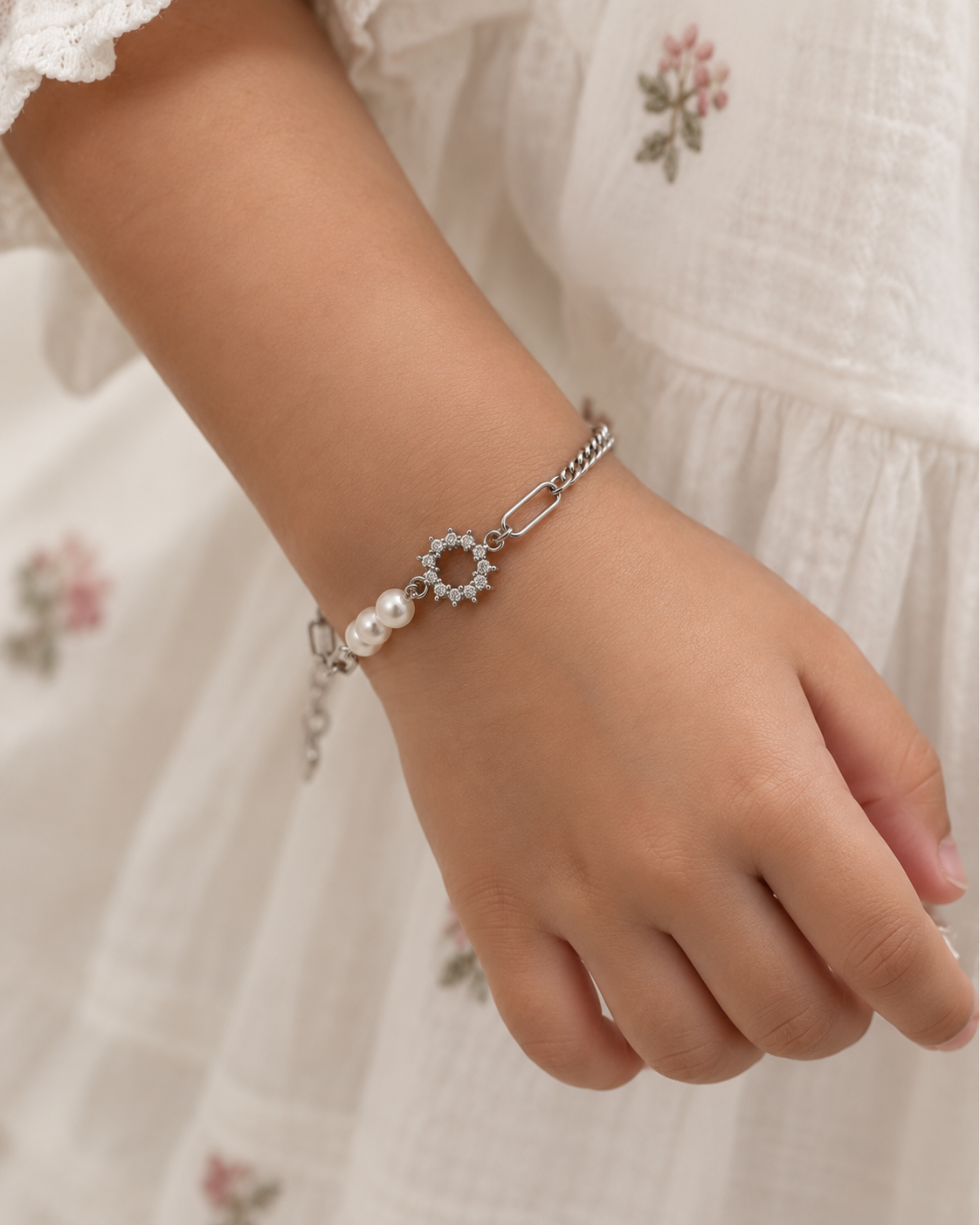 Aria Pearl Princess Bracelet