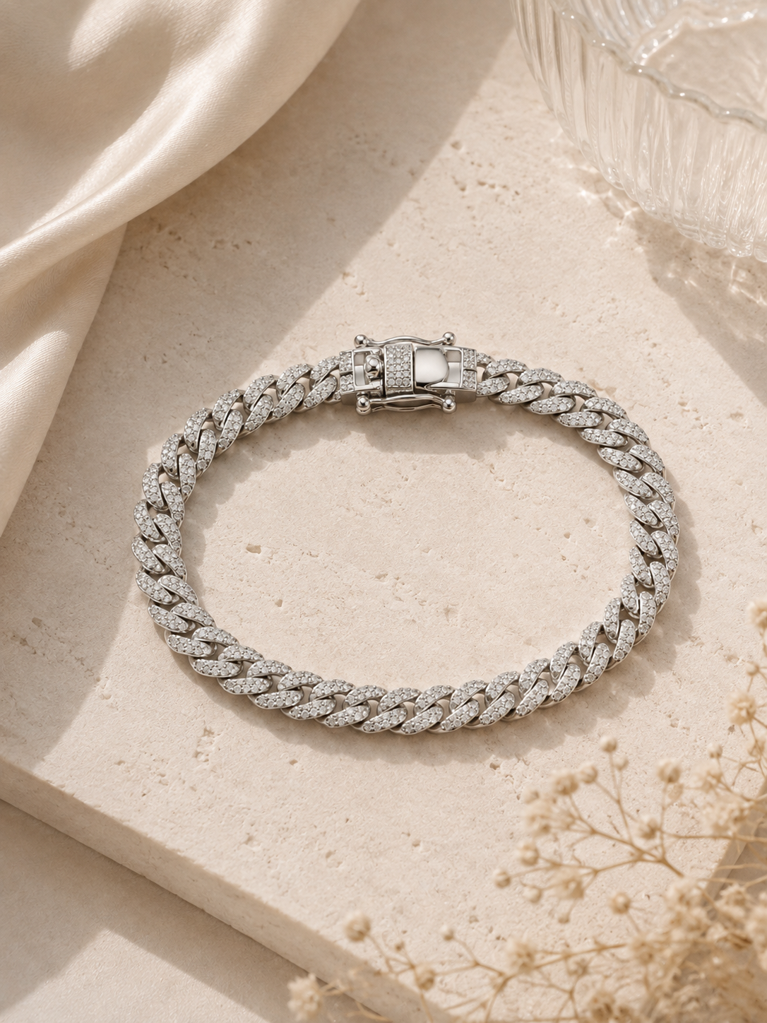 The Lumina Link Bracelet
