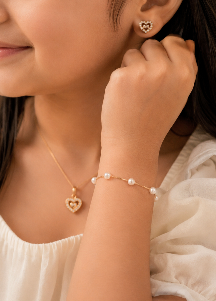 Petite Pearl Bracelet